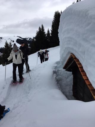 Balade des mazots d'antan face au Mont-Blanc