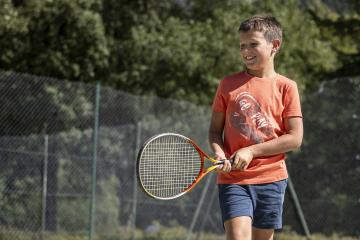 Tennis 7-13 ans (rouge et orange) : stage