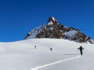 La traversée des Grandes Rousses en ski de randonnée