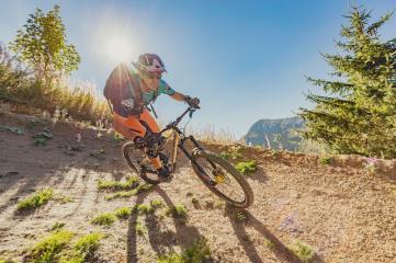 VTT électrique spécial 11-15 ans Chinaillon : Pilotage et sensations niveau bleu et rouge
