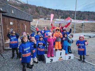 Chasse au trésor Haribo avec l'ESF à Montclar