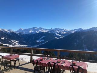 Randonnée raquettes à la journée avec déjeuner en alpage