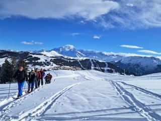 Randonnée raquettes à la journée depuis Les Saisies