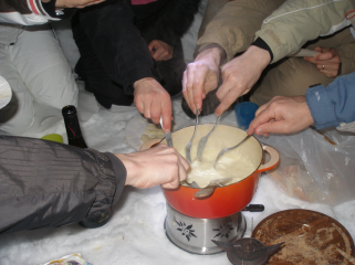 Soirée insolite en Raquette avec Nicolas, Fondue dans un igloo ou tipi - Mercredi 31 décembre