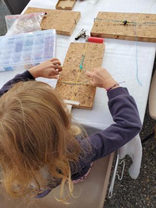 Atelier Micro-Macramé avec Clem, créez votre bracelet ou votre porte-clé - Mardi 15 septembre (matin)