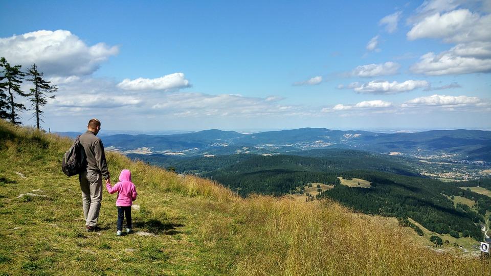 Comment Habiller Votre Enfant En Montagne L Ete Montagne Vacances