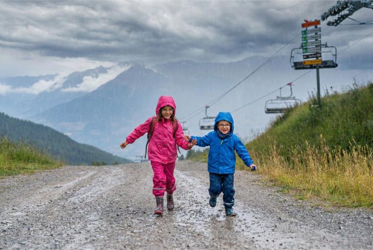 La montagne, même par temps capricieux : activités et découvertes pour profiter pleinement