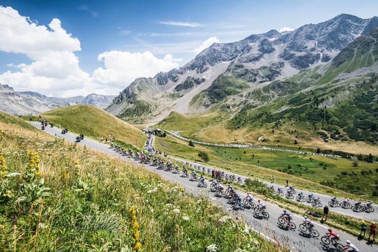 Où voir le Tour de France 2025 en montagne ?  