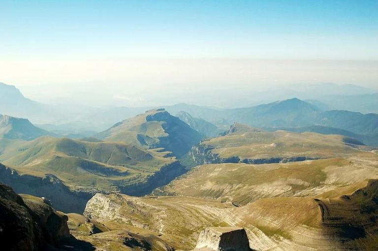 Top 5 des sites incontournables dans les Pyrénées