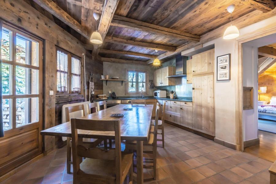 Holiday in mountain resort 6 room triplex chalet 10 people - ALPINUM - Courchevel - Kitchen