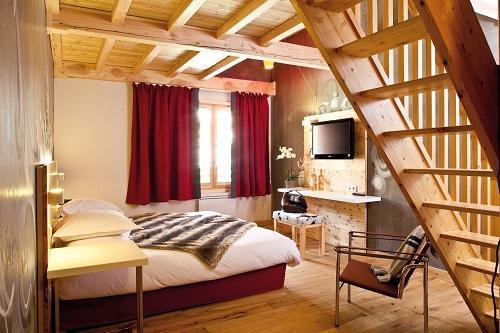 Holiday in mountain resort Anova Hôtel & Spa - Montgenèvre - Bedroom
