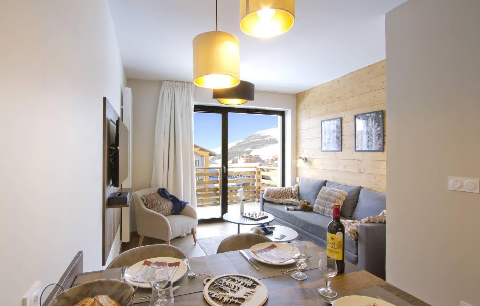Holiday in mountain resort Appart'Hôtel Prestige Odalys L'Eclose - Alpe d'Huez - Living room