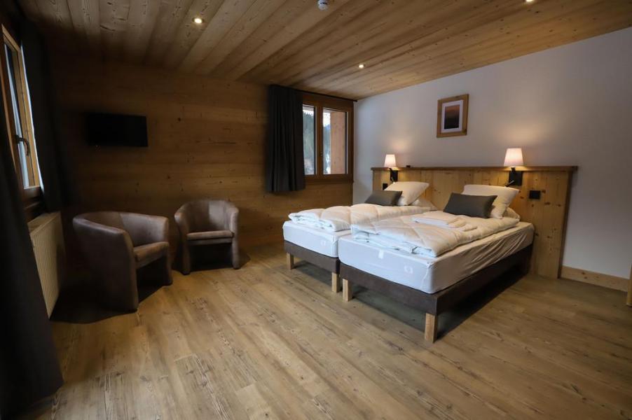 Vacaciones en montaña Apartamento 8 piezas para 15 personas - Appartement le BIWAK dans chalet la Cascade - Châtel - Alojamiento