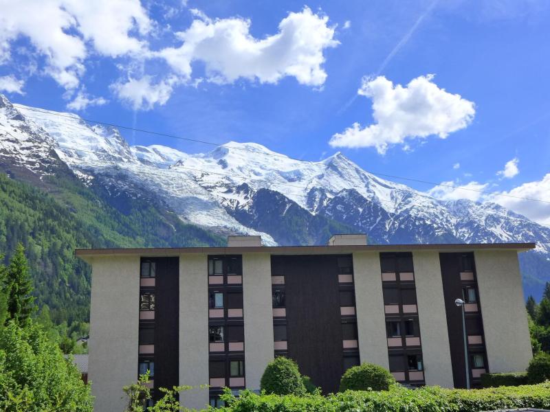 Rent in ski resort Arve 1 et 2 - Chamonix - Summer outside