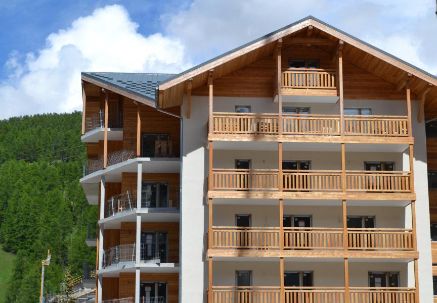 Location au ski ARYA - Living Stone - Vars - Extérieur été