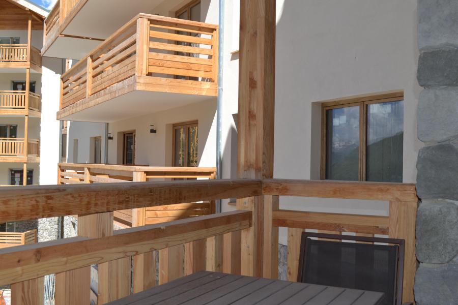 Rent in ski resort ARYA - Living Stone - Vars - Summer outside