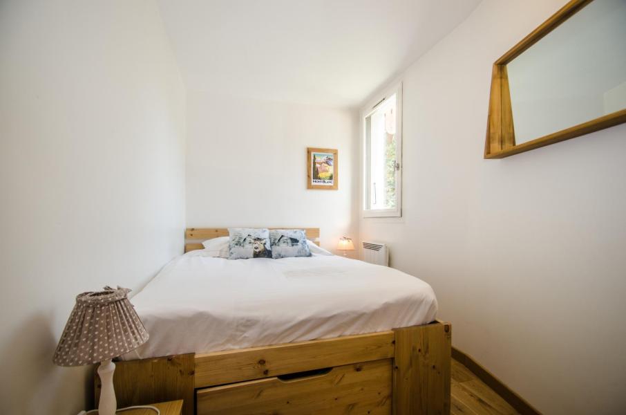 Vakantie in de bergen Appartement 2 kamers 4 personen (ALTITUDE) - Bâtiment E - Chamonix - Kamer