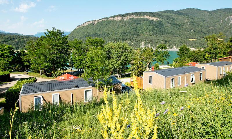 Wakacje w górach Mobil-home 4 pokojowy dla 6 osób (37m²) - Camping de Savel  - Mayres-Savel - Na zewnątrz latem