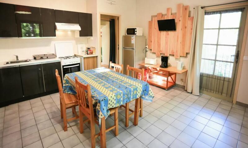 Urlaub in den Bergen 3-Zimmer-Mobilheim für 4 Personen (50m²) - Camping Flower l’Epi Bleu - Banon - Draußen im Sommer