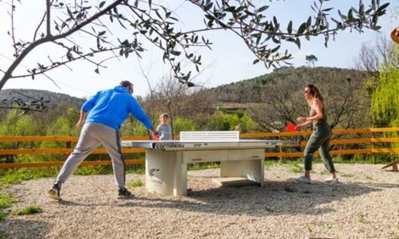 Каникулы в горах Camping Flower la Beaume - Esparron-de-Verdon - летом под открытым небом