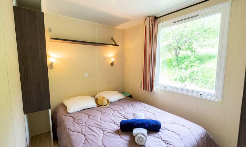 Wakacje w górach Mobil-home 3 pokojowy dla 4 osób (Confort 21m²) - Camping Flower le Clot du Jay - Clamensane - Na zewnątrz latem