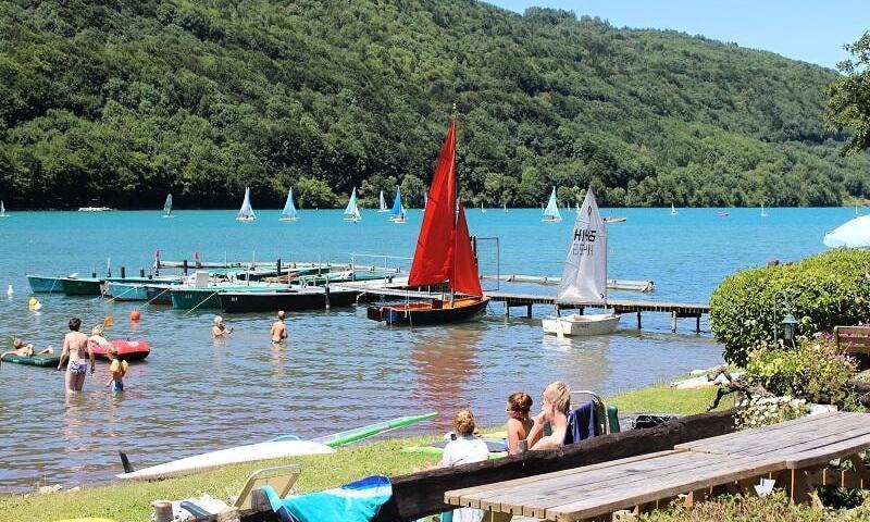 Wakacje w górach Camping Flower Ser Sirant - Saint-Théoffrey - Na zewnątrz latem