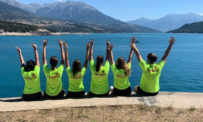 Vacances en montagne Camping l'Ecrin du Lac - Chorges - Extérieur été