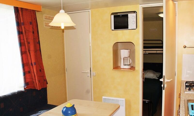 Urlaub in den Bergen 3-Zimmer-Mobilheim für 4 Personen (26m²) - Camping Le Colombier - Culoz - Draußen im Sommer