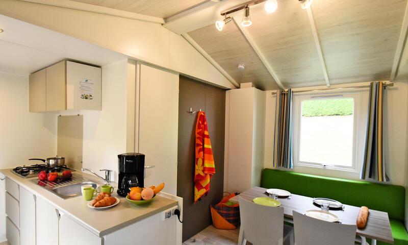 Vakantie in de bergen Mobile-Home 3 kamers 5 personen (27m²) - Camping Les Fontaines - Lathuile - Buiten zomer