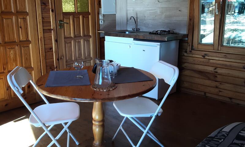 Holiday in mountain resort 2 room Mobil-Home 2 people (24m²) - Camping Les Jardins d'Estavar - Estavar - Summer outside