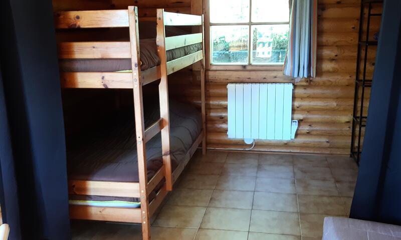 Holiday in mountain resort 3 room chalet 4 people (31m²) - Camping Les Jardins d'Estavar - Estavar - Summer outside