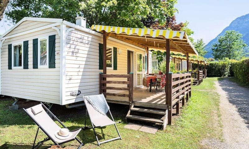 Vacaciones en montaña Mobil-Home 3 piezas para 4 personas (Confort 25m²) - Camping Romanée La Ferme de la Serraz - Doussard - Verano