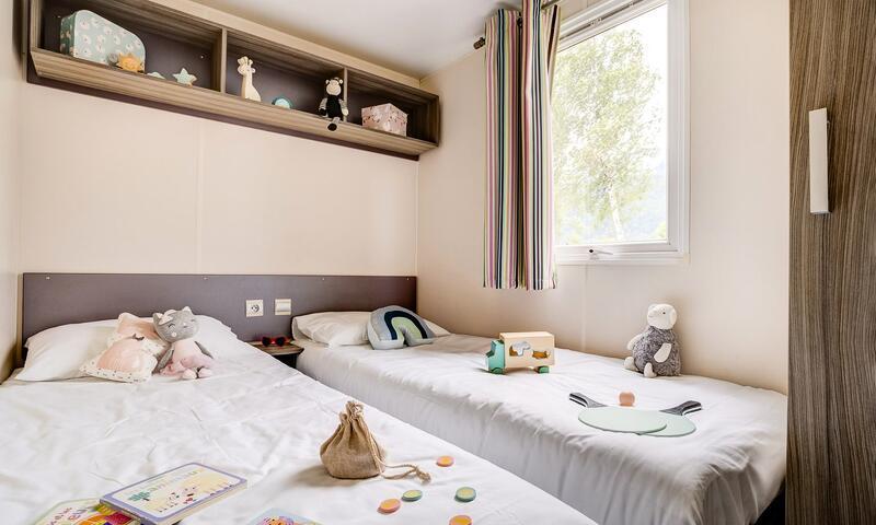 Urlaub in den Bergen 4-Zimmer-Mobilheim für 7 Personen (29m²) - Camping Sandaya la Nublière - Doussard - Draußen im Sommer