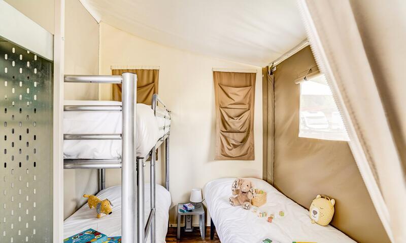 Vacances en montagne Mobil-Home 3 pièces 5 personnes (25m²) - Camping Sandaya la Nublière - Doussard - Extérieur été