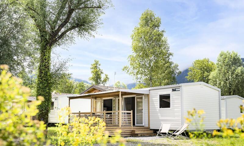 Wakacje w górach Mobil-home 4 pokojowy dla 6 osób (34m²) - Camping Sandaya la Nublière - Doussard - Na zewnątrz latem