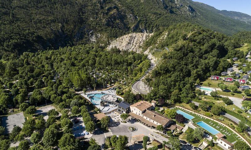 Каникулы в горах Camping Sandaya le Domaine du Verdon - Castellane - летом под открытым небом