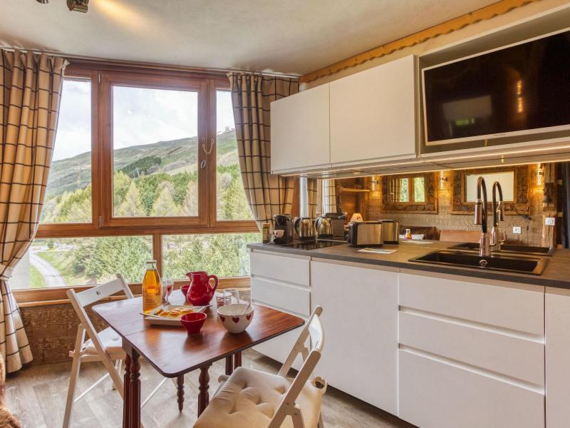Holiday in mountain resort 1 room apartment 2 people (12) - Caron - Les Menuires - Accommodation