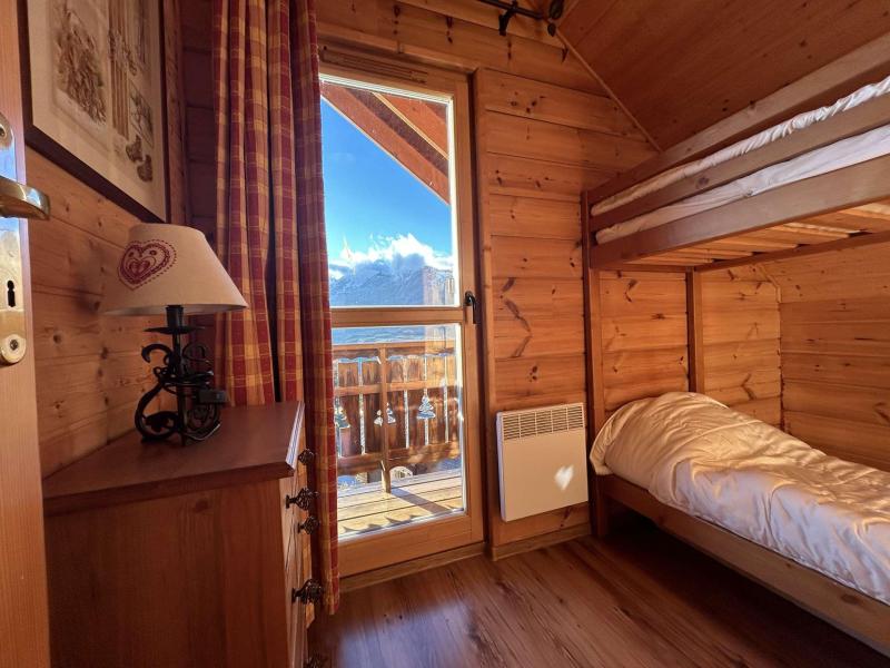 Holiday in mountain resort 4 room duplex chalet 8 people (JDL220-0022) - Chalet 4 pièces - La Joue du Loup - Bedroom