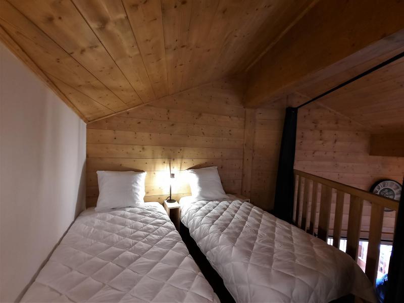 Holiday in mountain resort 3 room apartment 6 people (17) - Chalet Adèle - Saint Martin de Belleville - Bedroom