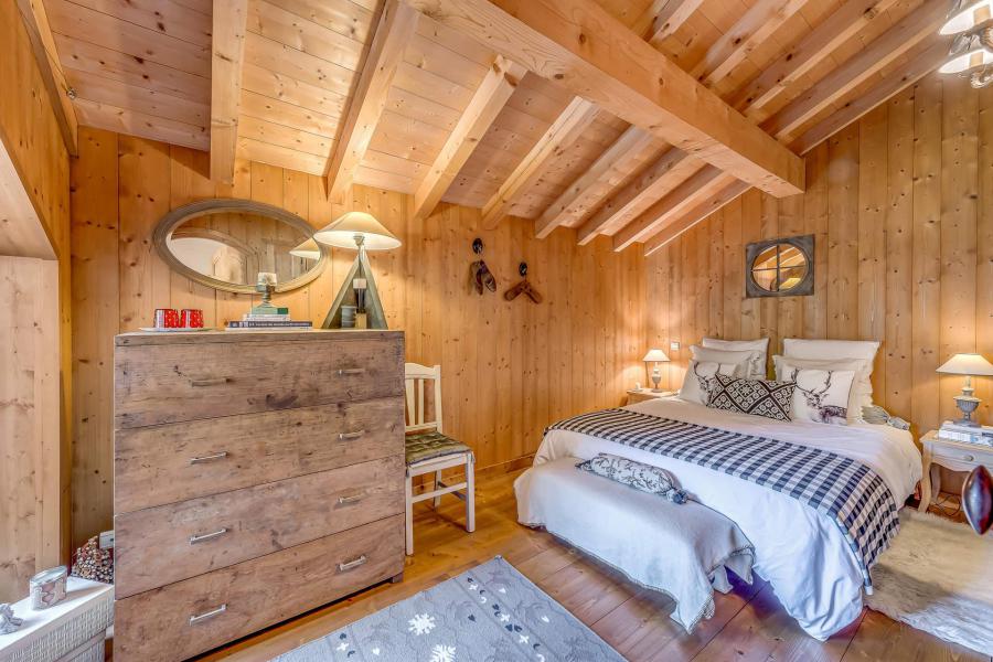 Holiday in mountain resort 7 room triplex chalet 12 people (CH) - Chalet Alpaga - Champagny-en-Vanoise - Accommodation