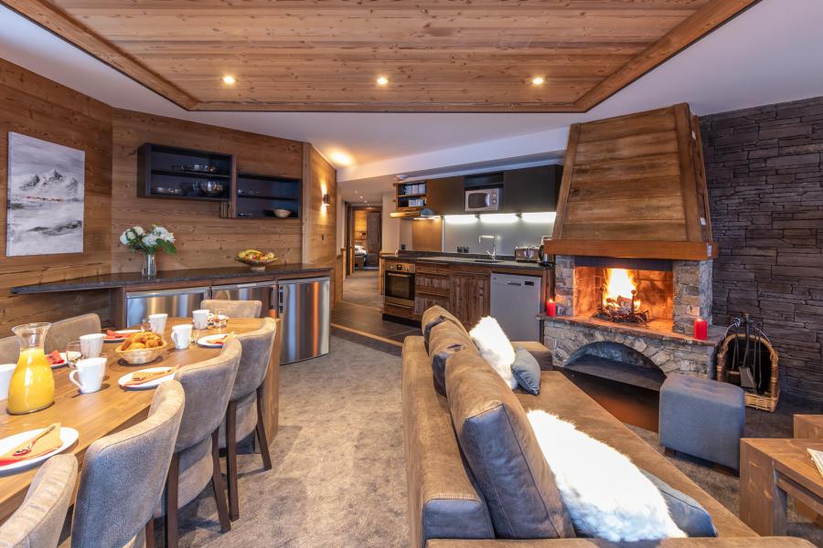 Holiday in mountain resort 6 room apartment 10 people - Chalet Altitude - Val Thorens - Fireplace