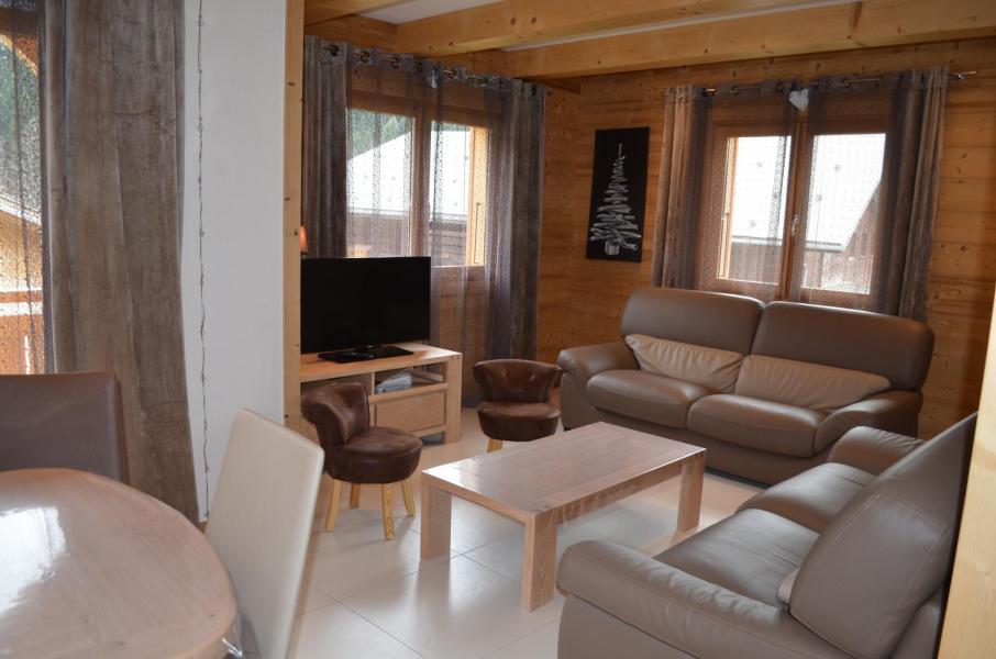 Holiday in mountain resort 5 room triplex chalet 10 people - Chalet Antoline - Le Grand Bornand - Living room