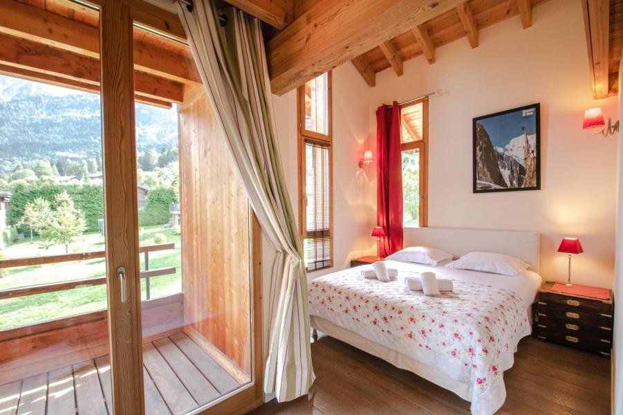 Holiday in mountain resort 7 room chalet 12 people - Chalet Athina - Les Houches - Bedroom