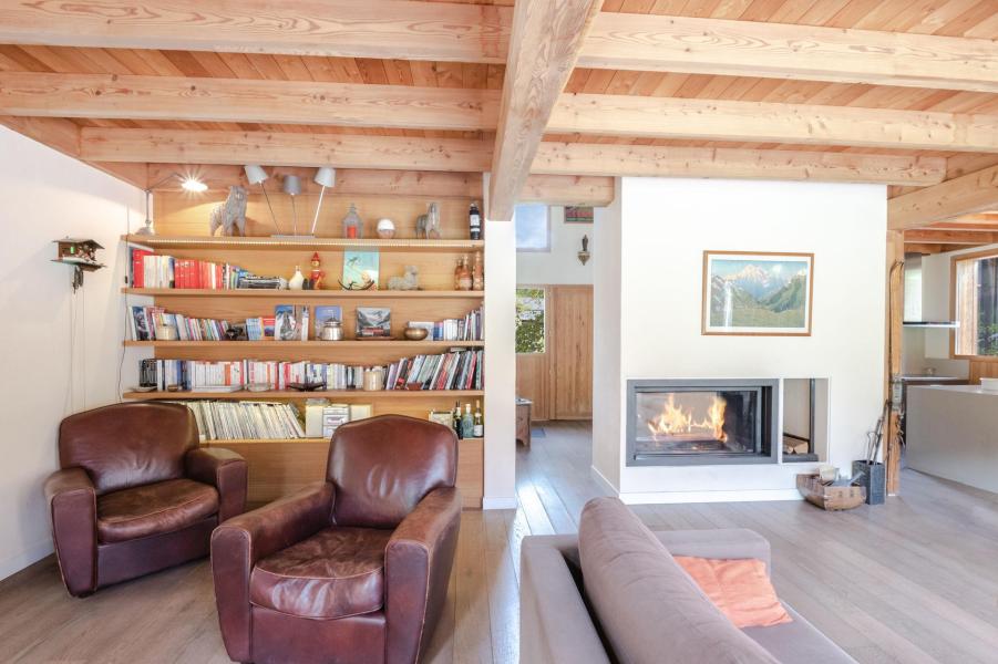 Holiday in mountain resort 7 room chalet 12 people - Chalet Athina - Les Houches - Living room