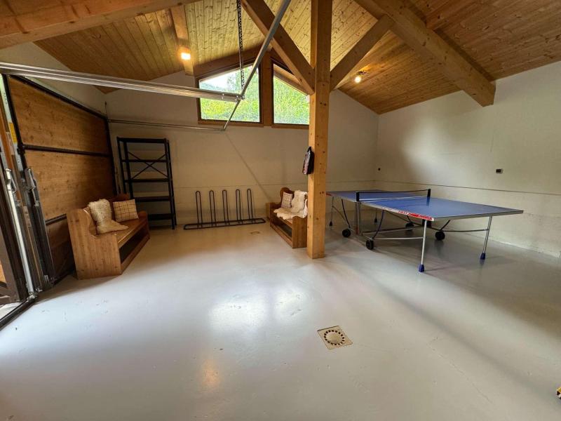 Urlaub in den Bergen Triplex-Chalet 10 zimmer 17 Personnen - Chalet Beauséjour - Morzine - Garage