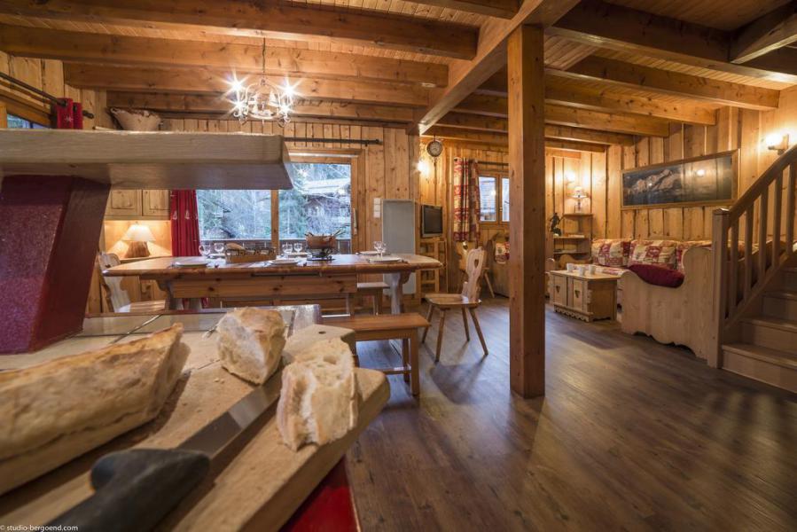 Holiday in mountain resort 4 room duplex chalet 13 people - Chalet Berger - La Tania - Living room