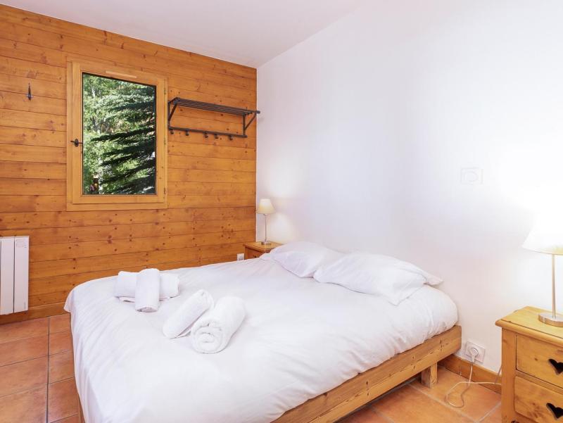 Holiday in mountain resort 9 room chalet 15 people - Chalet Bettaix Eden - Les Menuires - Bedroom