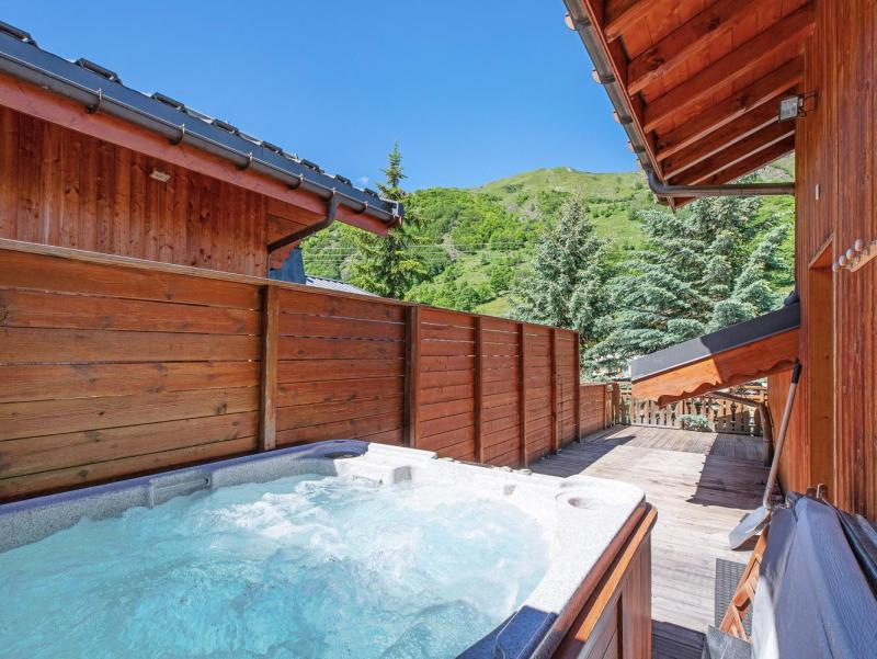 Vakantie in de bergen Chalet 9 kamers 15 personen - Chalet Bettaix Eden - Les Menuires - Jacuzzi