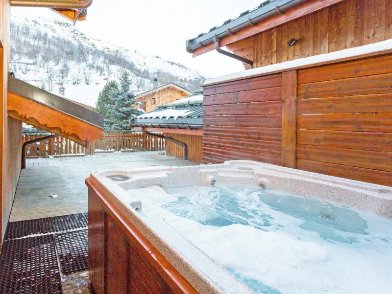 Vakantie in de bergen Chalet 9 kamers 15 personen - Chalet Bettaix Eden - Les Menuires - Jacuzzi