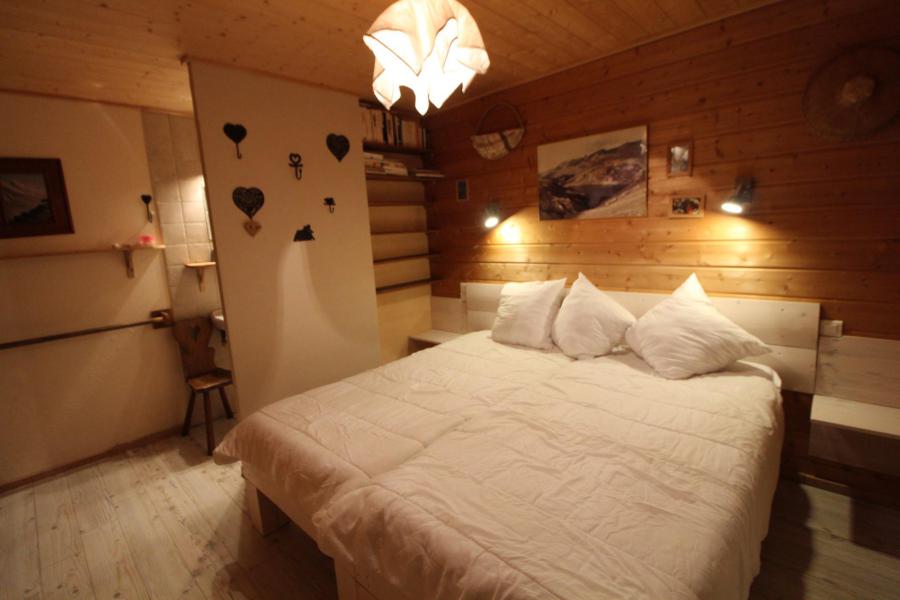 Holiday in mountain resort 4 room apartment 8 people (1P) - Chalet Bobech - Tignes - Bedroom